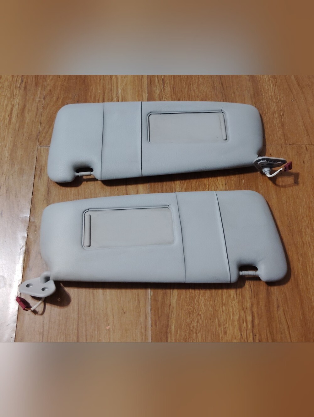 1999-2006 BMW 3 Series Sedan Sun Visor Pair Set Gray Leather OEM